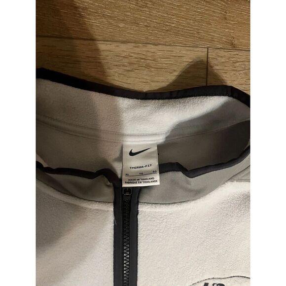 Nike Therma Fit Men’s White Mock Neck Pull Over Fleece Sweater Size XL - Picture 3 of 3